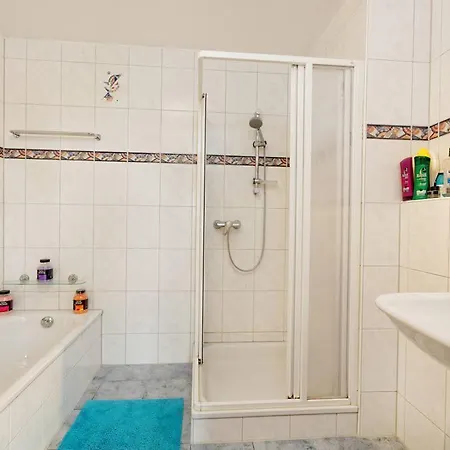 Cameglia Apartment